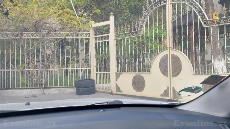 Satılır 2 otaqlı Mənzil Köhnə tikili 42 m² 4-cü mikrorayon - şəkil 2
