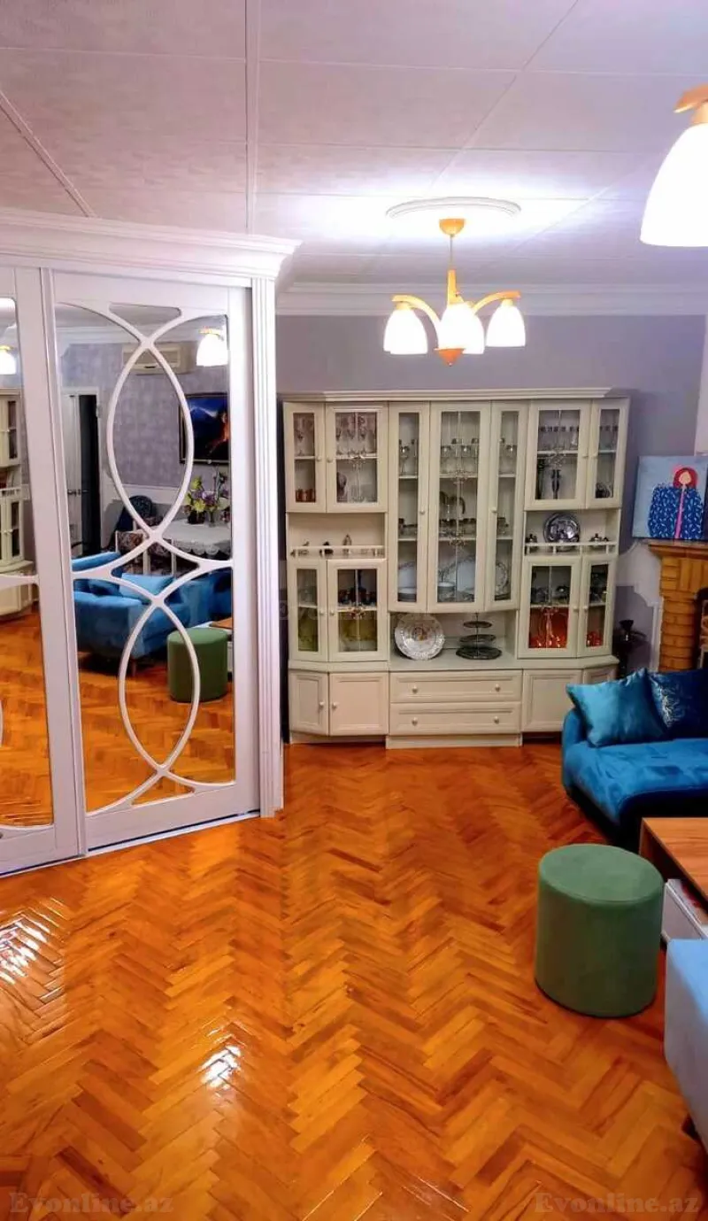 Kirayə verilir 2 otaqlı Mənzil Köhnə tikili 50 m² Sahil m. - şəkil 4