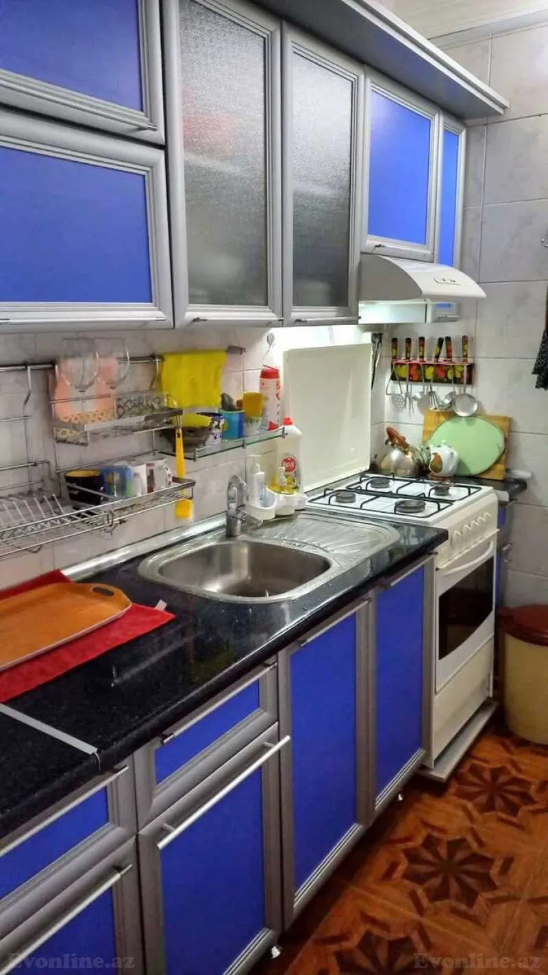 Kirayə verilir 2 otaqlı Mənzil Köhnə tikili 50 m² Sahil m. - şəkil 13