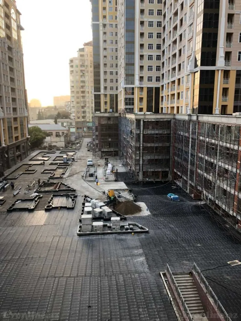 Satılır 2 otaqlı Mənzil Yeni tikili 45 m² 28 May m. - şəkil 6