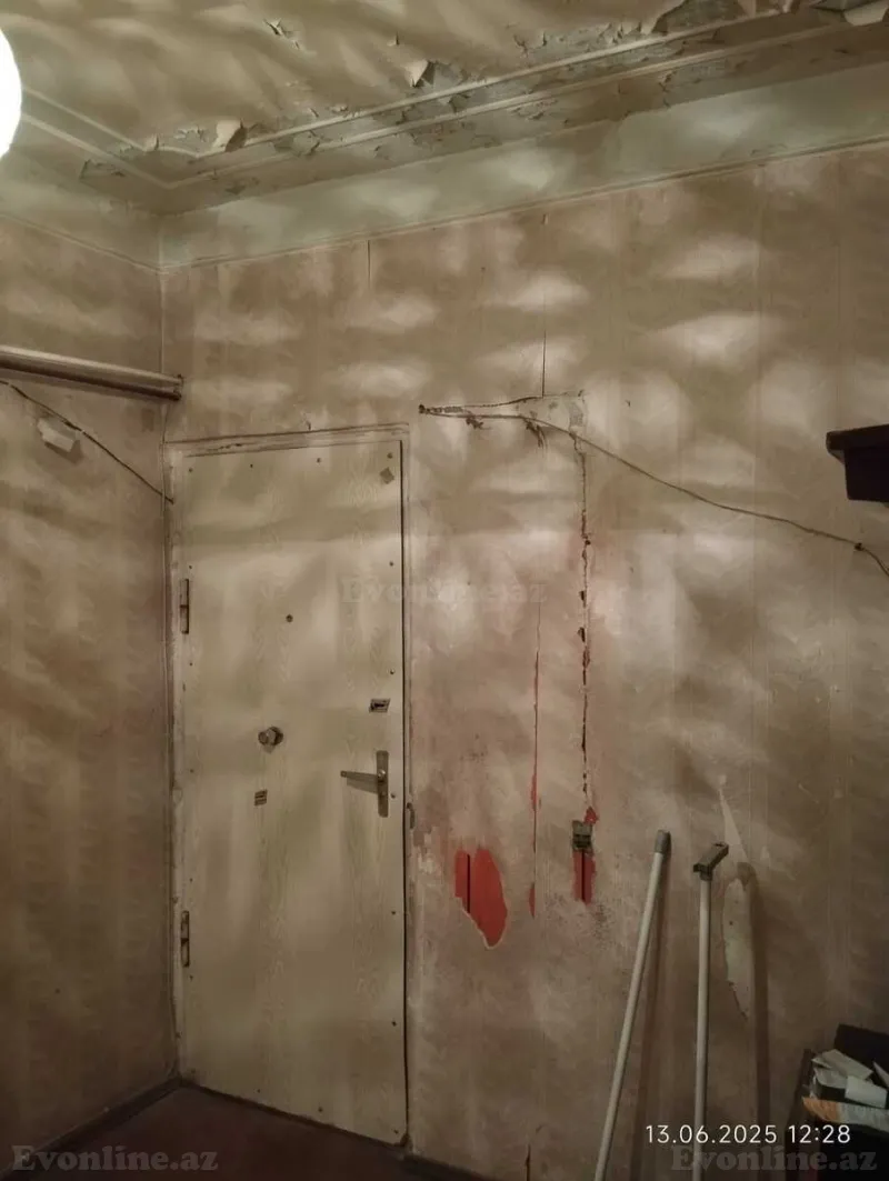 Satılır 5 otaqlı Mənzil Köhnə tikili 110 m² Əhmədli - şəkil 19