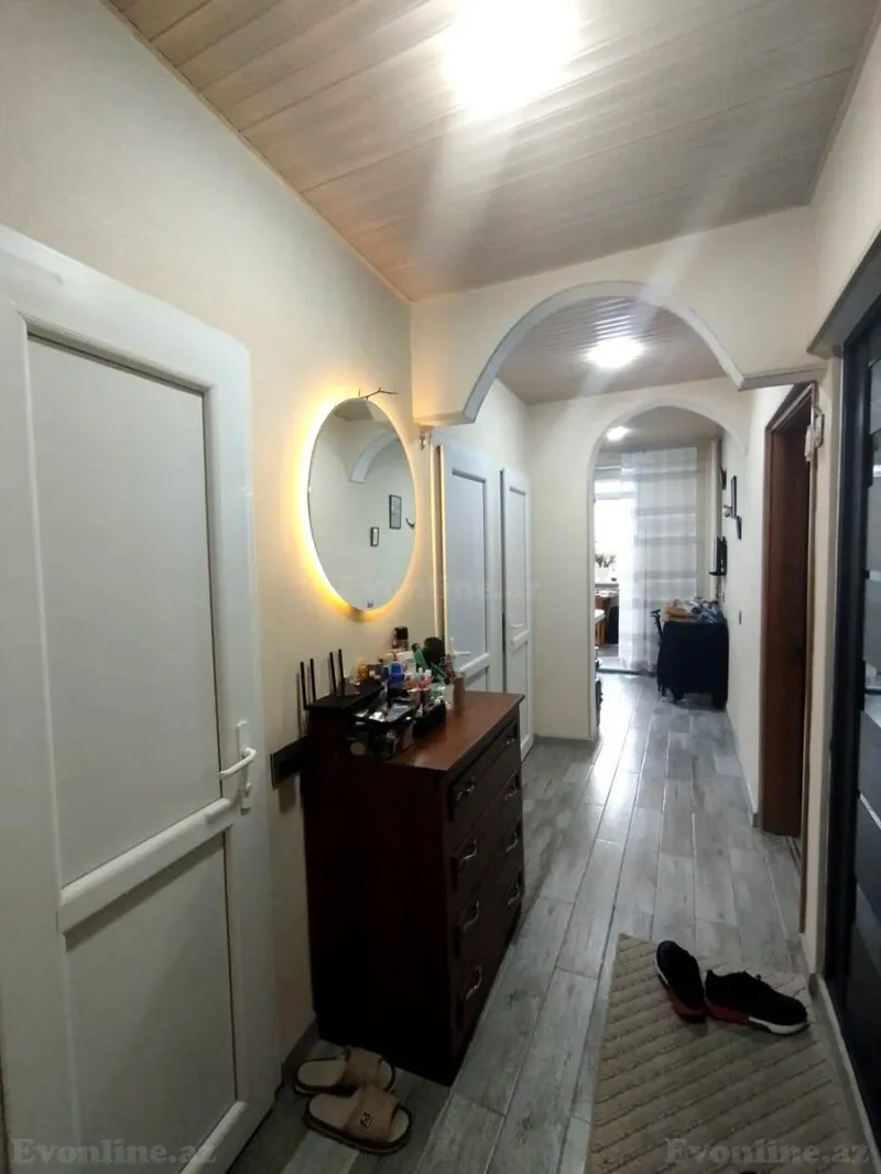 Satılır 2 otaqlı Mənzil Köhnə tikili 60 m² Suraxanı r. - şəkil 5