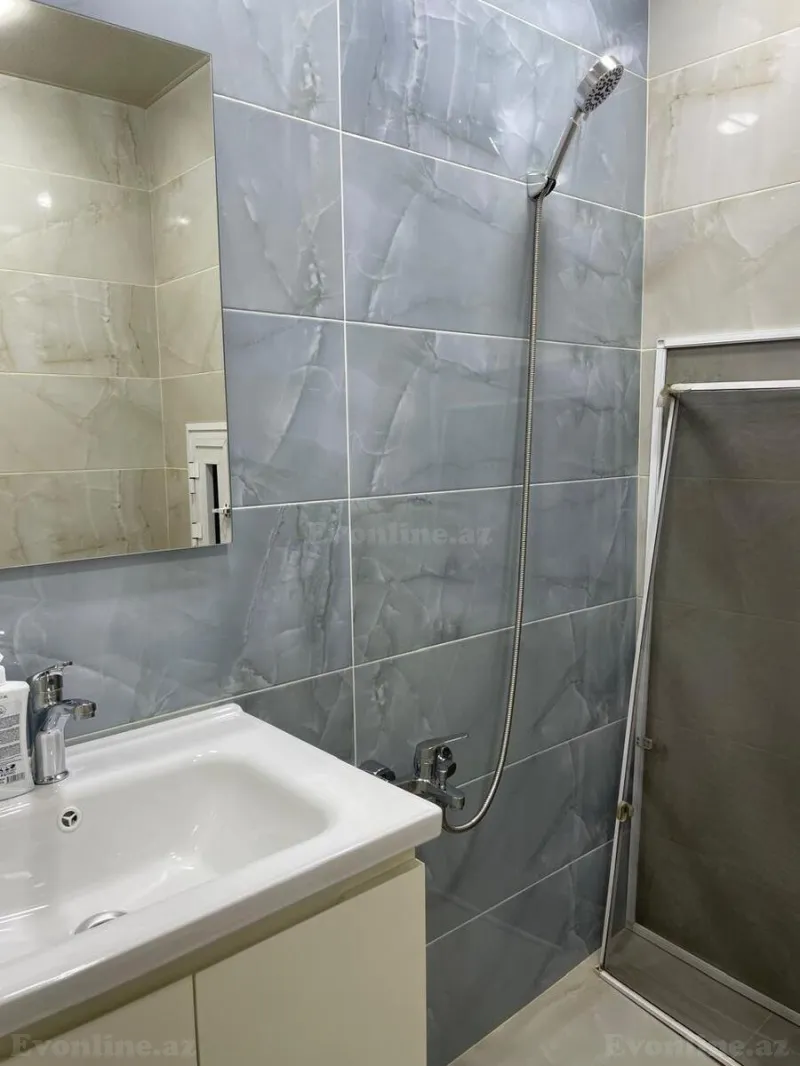 Kirayə verilir 2 otaqlı Mənzil Köhnə tikili 55 m² 6-cı mikrorayon - şəkil 8