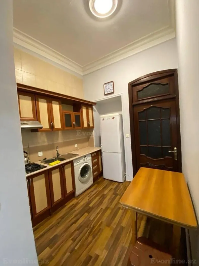Kirayə verilir 3 otaqlı Mənzil Köhnə tikili 50 m² Nərimanov r. - şəkil 5