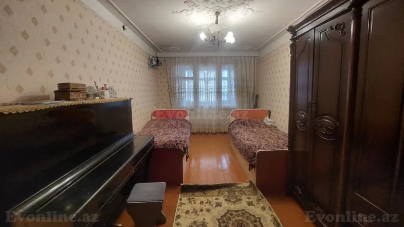 Satılır 4 otaqlı Mənzil Köhnə tikili 80 m² Neftçilər m. - şəkil 5