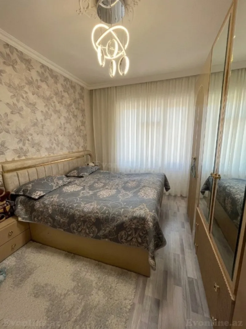 Satılır 2 otaqlı Mənzil Köhnə tikili 60 m² Xətai r. - şəkil 3