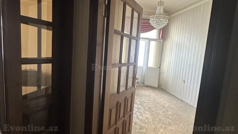 Satılır 2 otaqlı Mənzil Köhnə tikili 65 m² Sahil m. - şəkil 8
