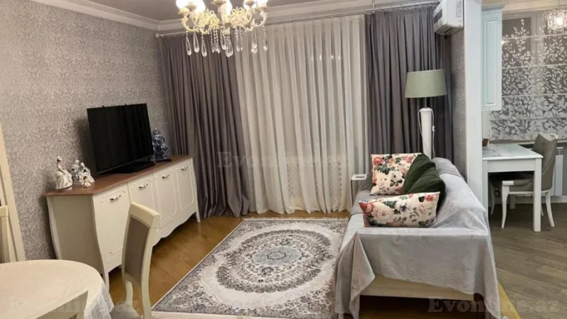 Kirayə verilir 3 otaqlı Mənzil Köhnə tikili 75 m² İçərişəhər m. - şəkil 2
