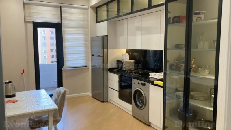 Kirayə verilir 3 otaqlı Mənzil Yeni tikili 150 m² 28 May m. - şəkil 9