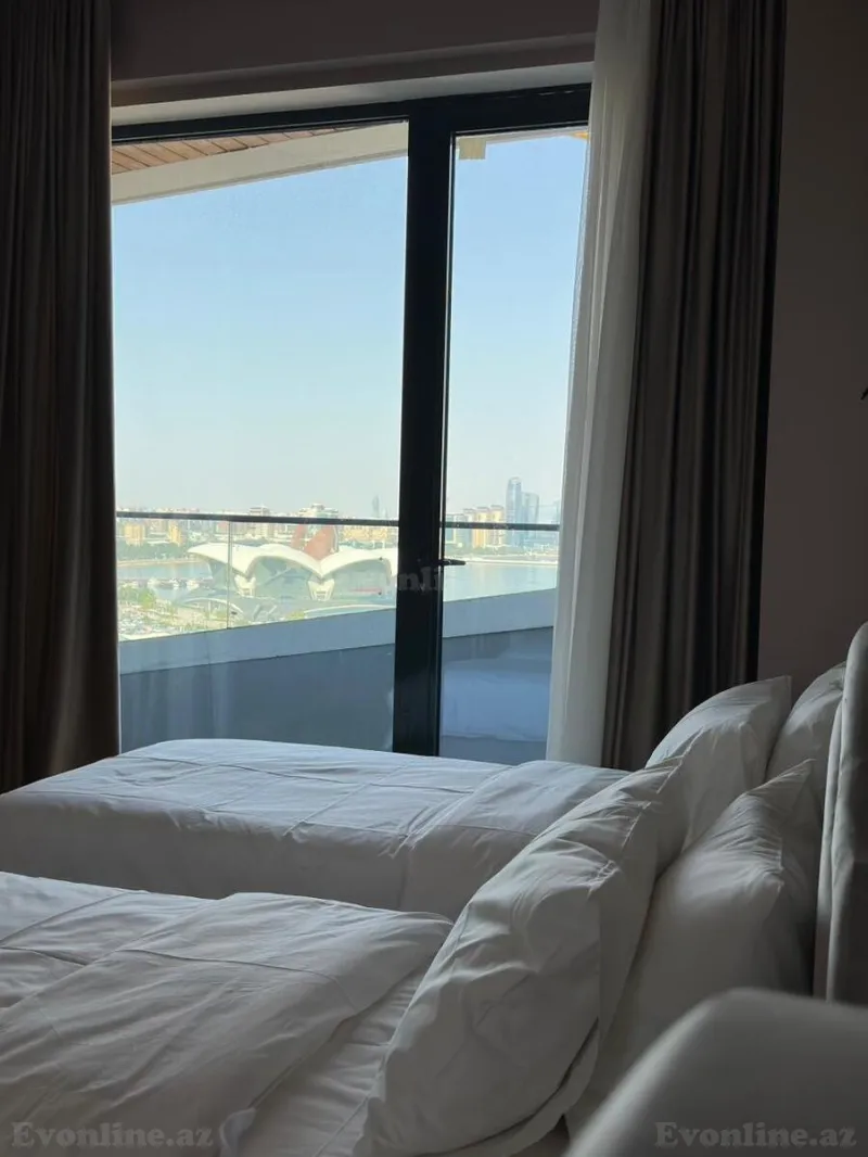 Kirayə verilir 3 otaqlı Mənzil Yeni tikili 140 m² İçərişəhər m. - şəkil 9