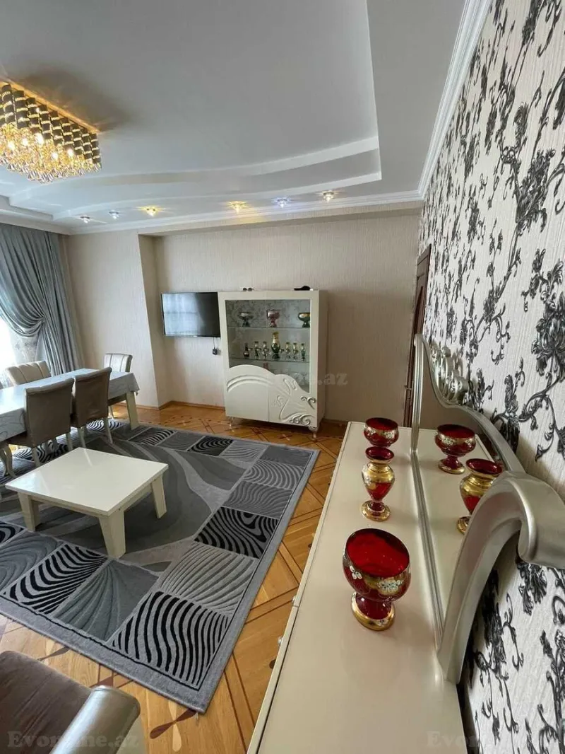 2 otaqlı Mənzil 90 m² Nizami r. Satılır