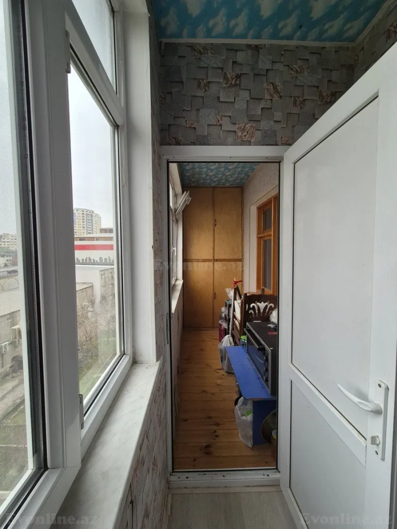 Satılır 2 otaqlı Mənzil Köhnə tikili 60 m² Xalqlar Dostluğu m. - şəkil 2