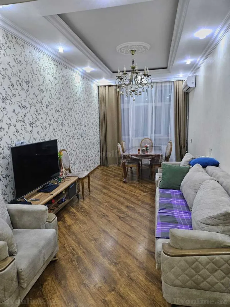 3 otaqlı Mənzil 100 m² Neftçilər m. Satılır