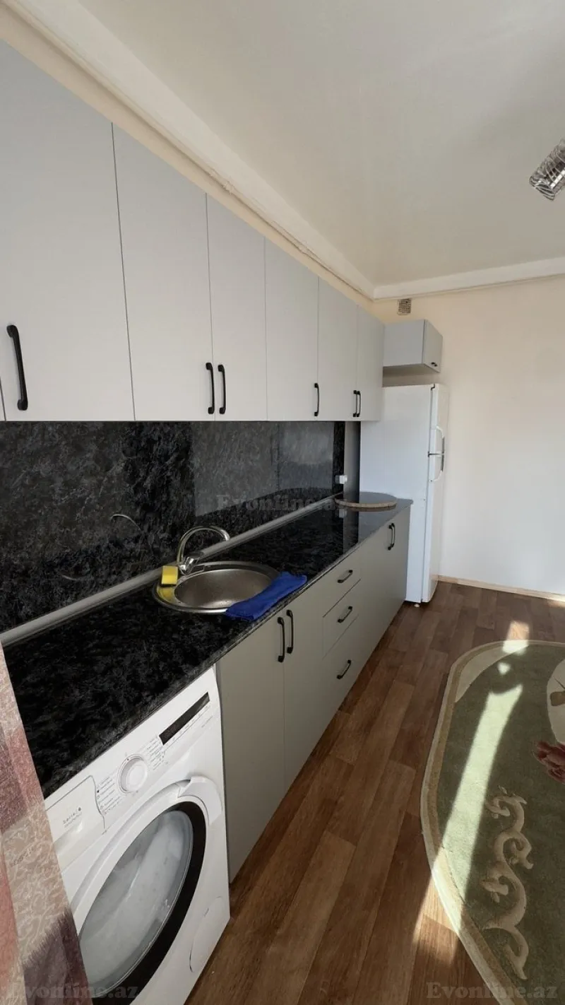 2 otaqlı Mənzil 55 m² Keşlə Kirayə verilir