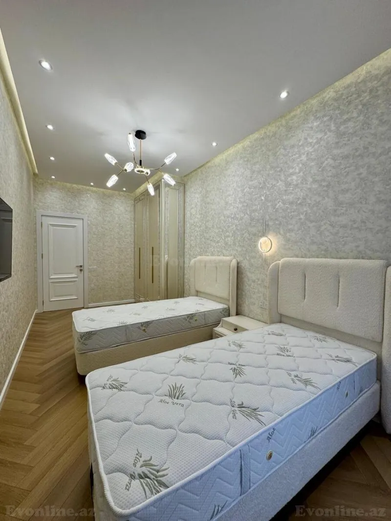 Satılır 3 otaqlı Mənzil Yeni tikili 107 m² Koroğlu m. - şəkil 9