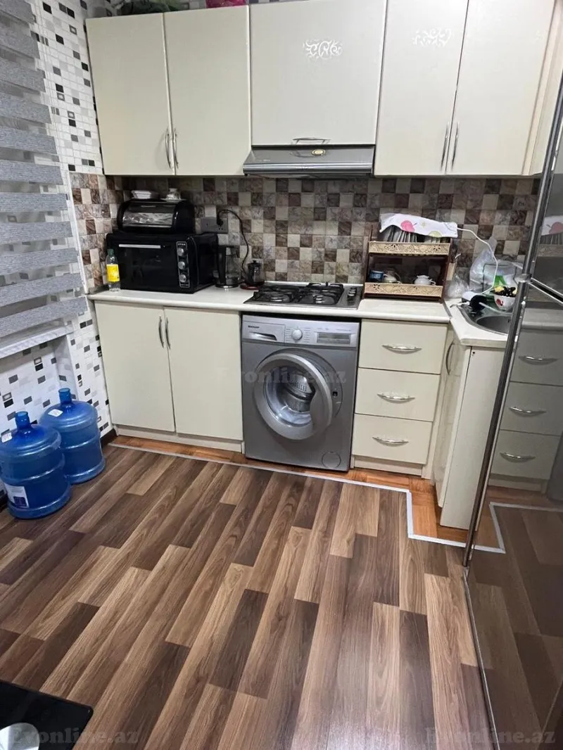 Satılır 2 otaqlı Mənzil Köhnə tikili 60 m² Xalqlar Dostluğu m. - şəkil 5