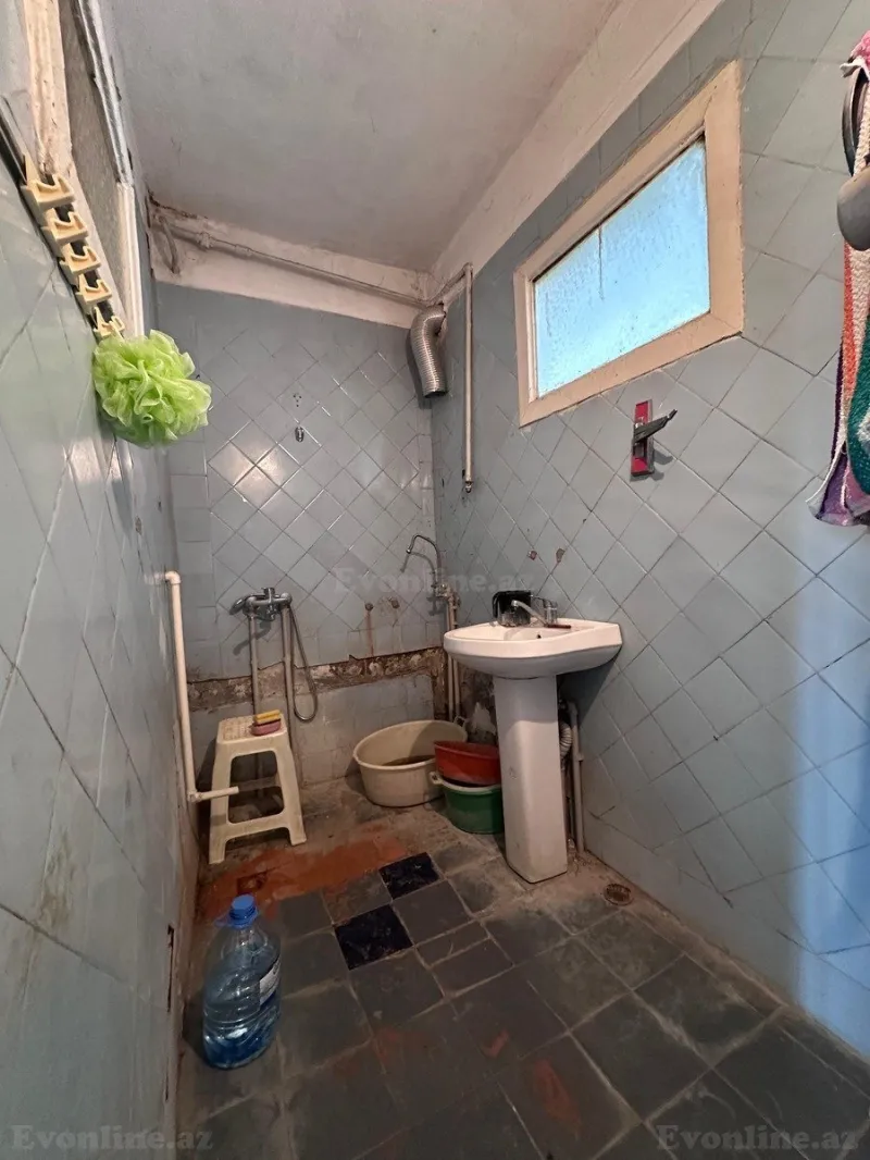 Satılır 3 otaqlı Mənzil Yeni tikili 75 m² Qara Qarayev m. - şəkil 6