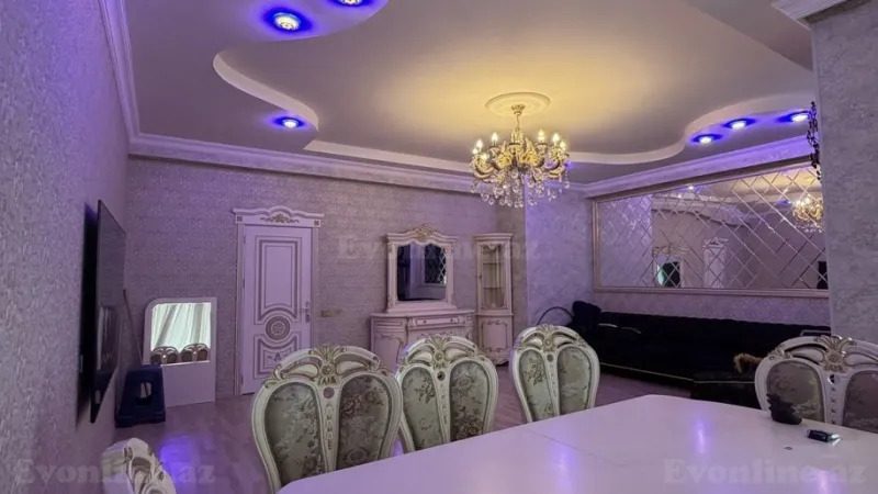 3 otaqlı Mənzil 140 m² 8 Noyabr m. Satılır