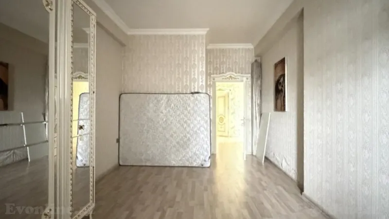 Satılır 3 otaqlı Mənzil Yeni tikili 140 m² 8 Noyabr m. - şəkil 11