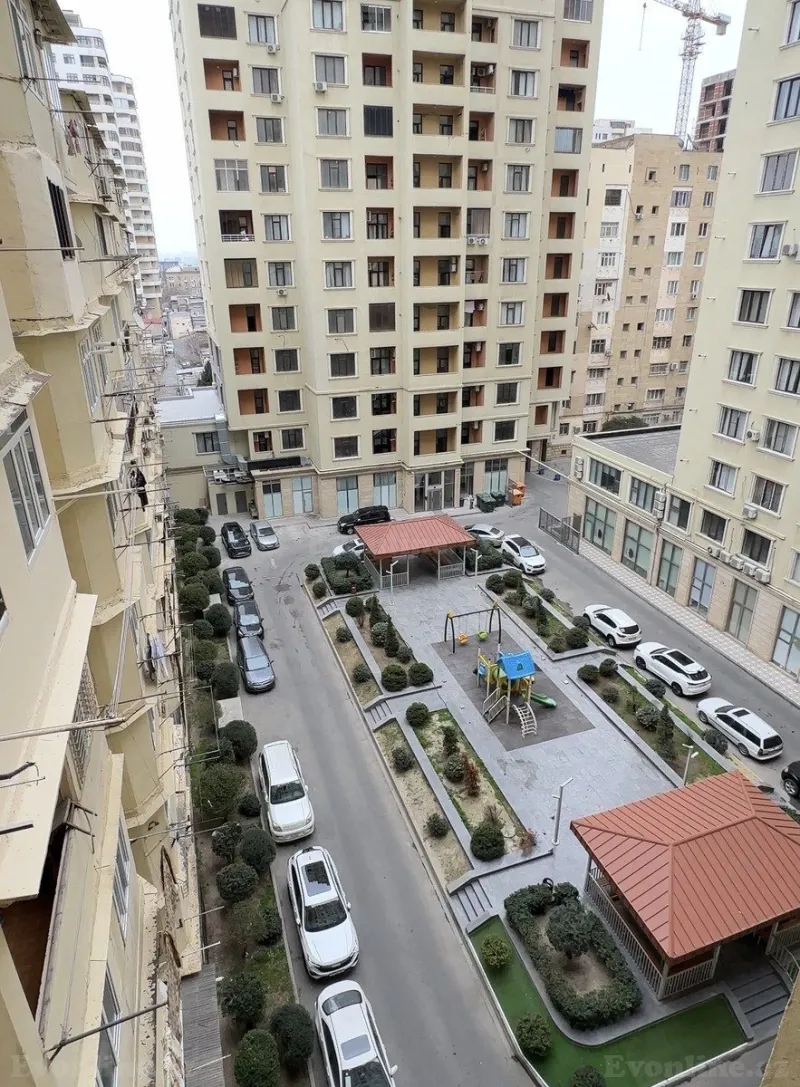 Satılır 2 otaqlı Mənzil Yeni tikili 70 m² Yasamal - şəkil 2