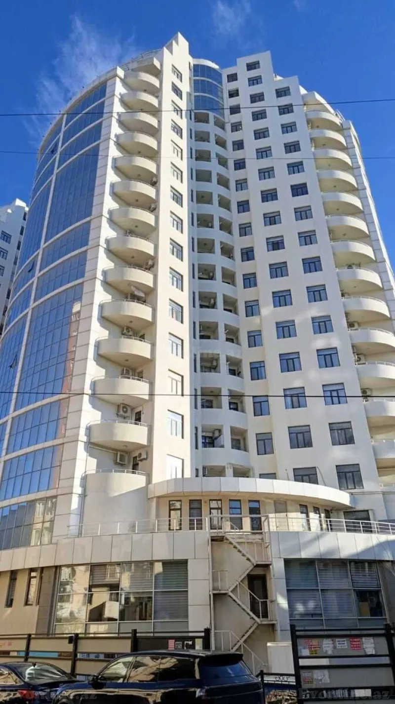 Satılır 5 otaqlı Mənzil Yeni tikili 234 m² Elmlər Akademiyası m. - şəkil 3