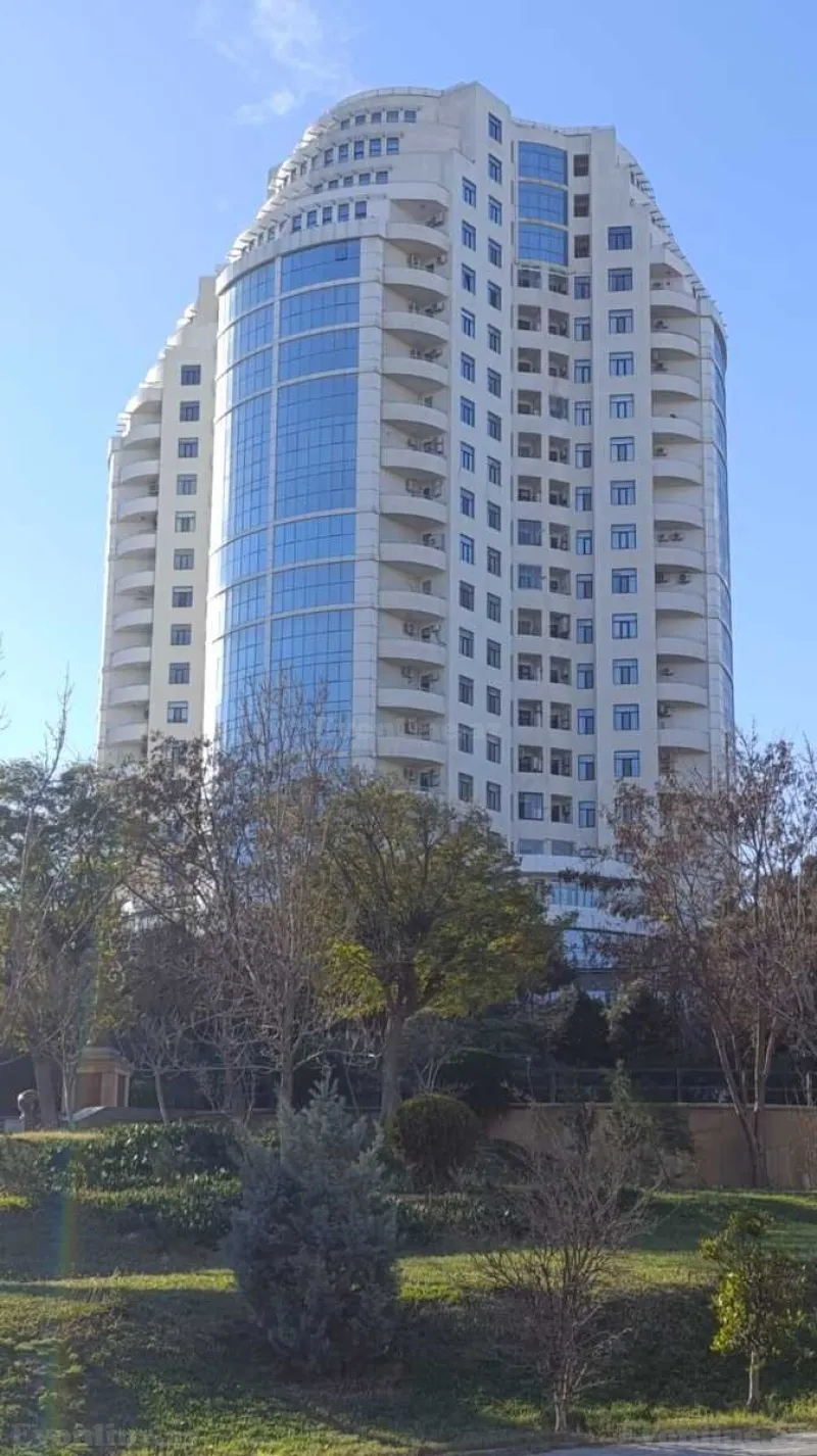 Satılır 5 otaqlı Mənzil Yeni tikili 234 m² Elmlər Akademiyası m. - şəkil 5