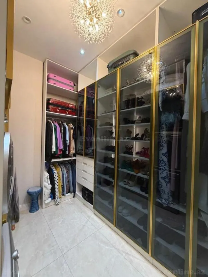Satılır 4 otaqlı Mənzil Yeni tikili 200 m² Nizami m. - şəkil 17