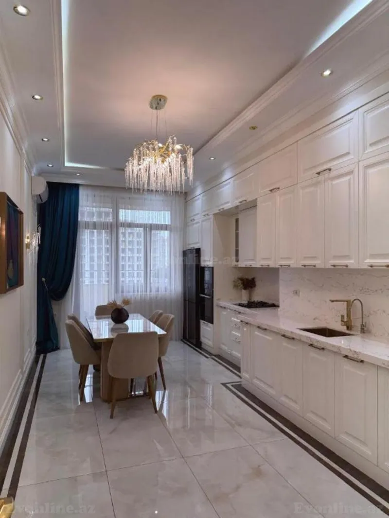 Satılır 4 otaqlı Mənzil Yeni tikili 200 m² Nizami m. - şəkil 20
