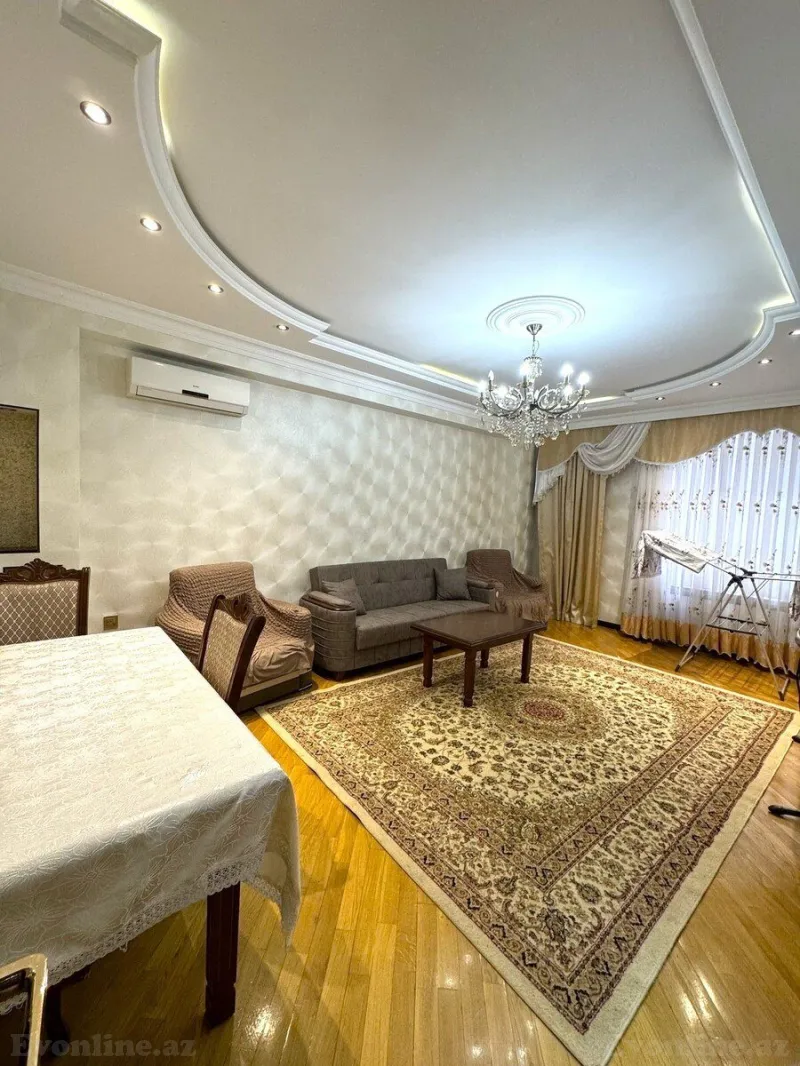 3 otaqlı Mənzil 100 m² Xətai m. Satılır