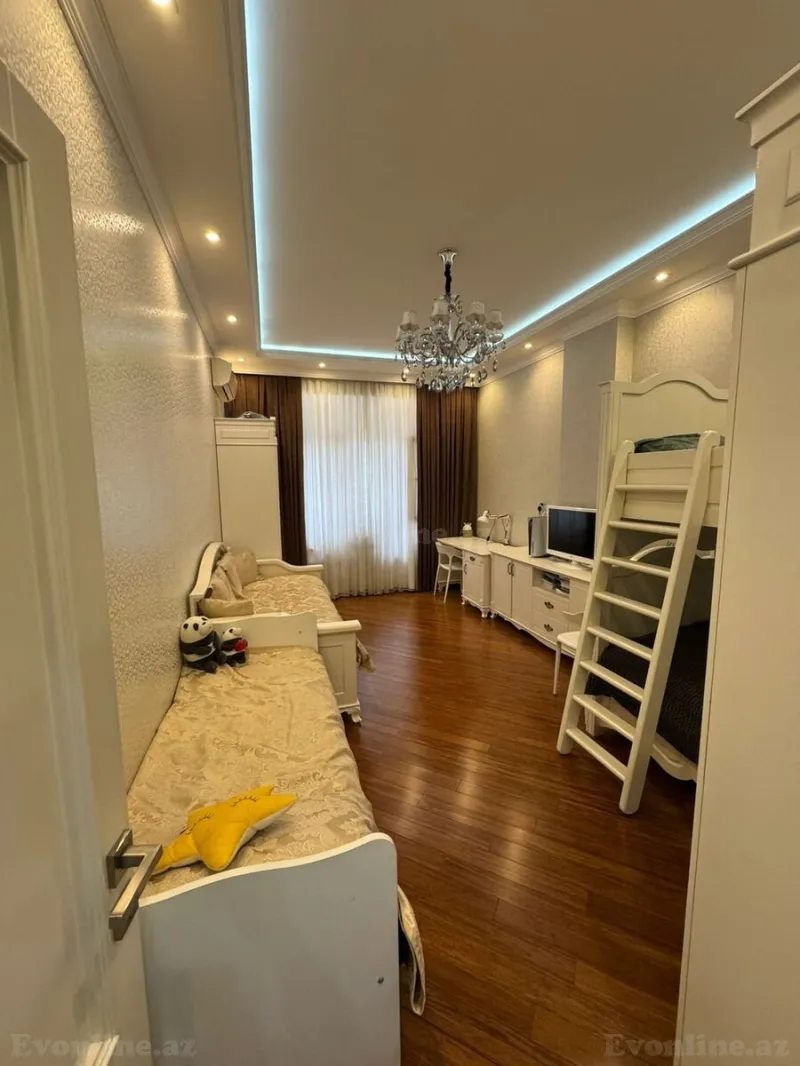 Satılır 3 otaqlı Mənzil Yeni tikili 110 m² İnşaatçılar m. - şəkil 5