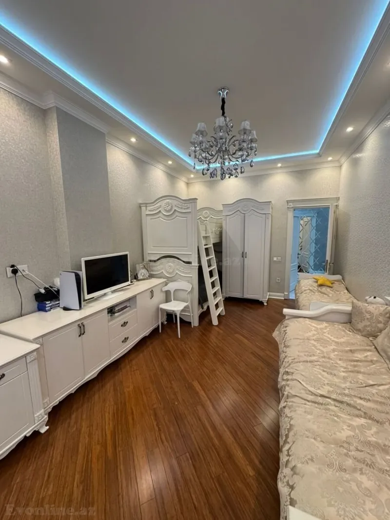 Satılır 3 otaqlı Mənzil Yeni tikili 110 m² İnşaatçılar m. - şəkil 9