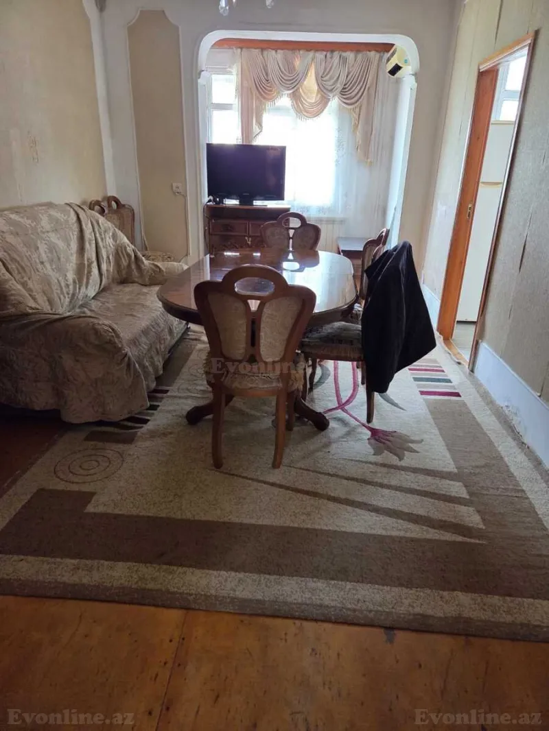2 otaqlı Mənzil 57 m² 3-cü mikrorayon Kirayə verilir