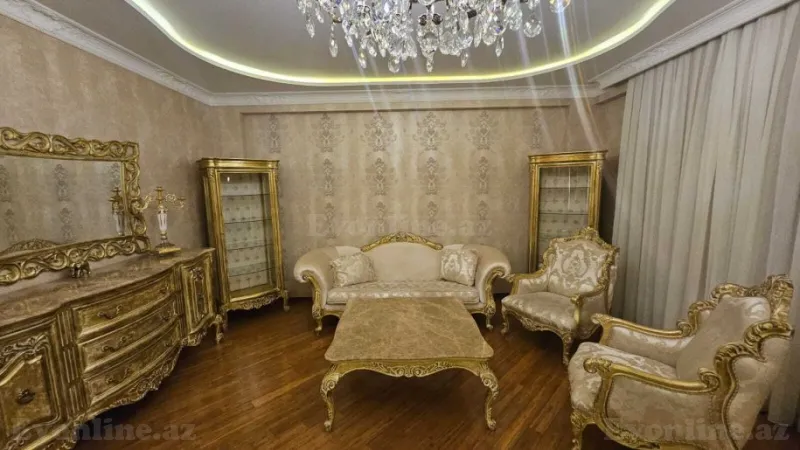 3 otaqlı Mənzil 135 m² 7-ci mikrorayon Kirayə verilir