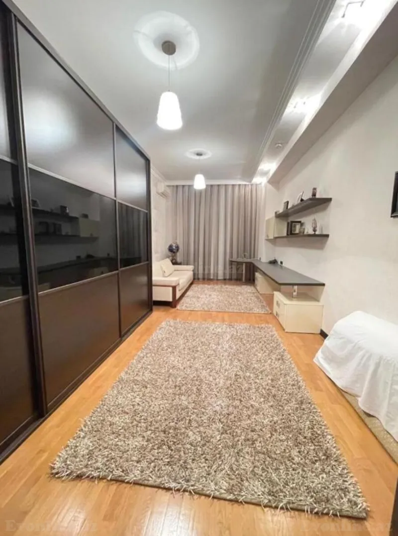 Satılır 4 otaqlı Mənzil Yeni tikili 240 m² Nərimanov r. - şəkil 10