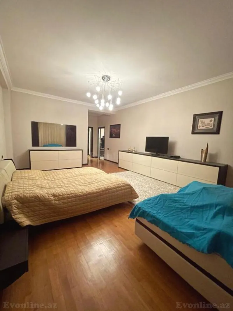 Satılır 4 otaqlı Mənzil Yeni tikili 240 m² Nərimanov r. - şəkil 13