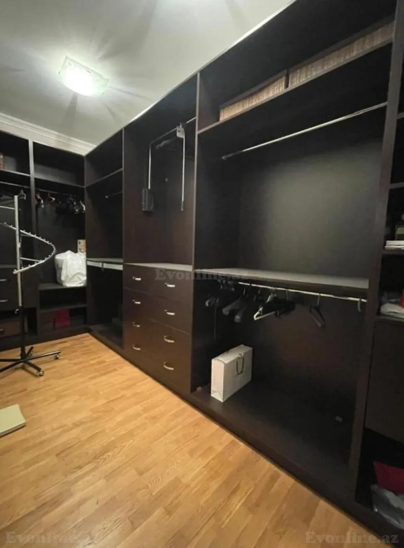 Satılır 4 otaqlı Mənzil Yeni tikili 240 m² Nərimanov r. - şəkil 14