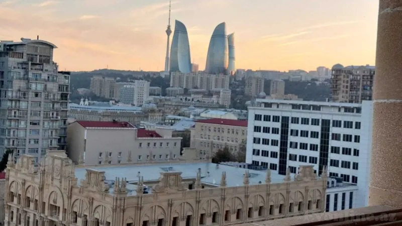 Satılır 4 otaqlı Mənzil Yeni tikili 288 m² İçərişəhər m. - şəkil 3