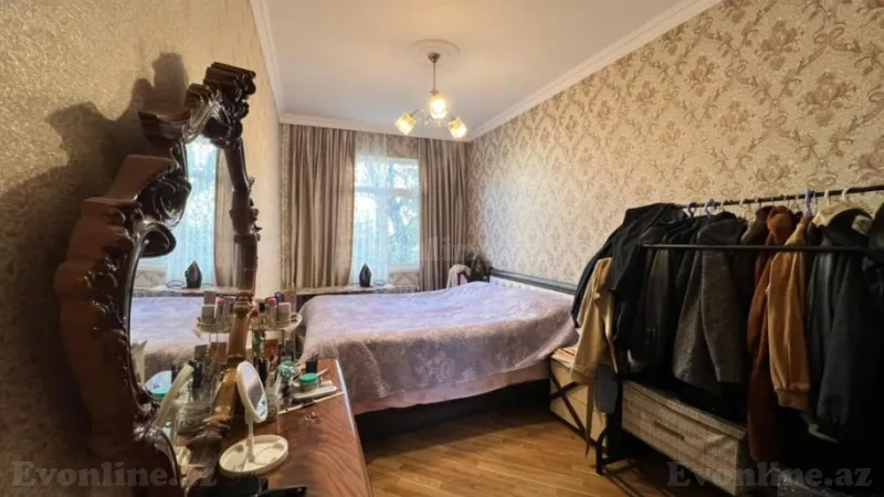 Satılır 2 otaqlı Mənzil Köhnə tikili 50 m² 4-cü mikrorayon - şəkil 3