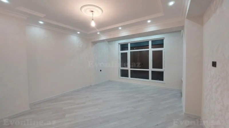 3 otaqlı Mənzil 105 m² 7-ci mikrorayon Satılır