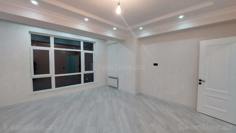 Satılır 3 otaqlı Mənzil Yeni tikili 105 m² 7-ci mikrorayon - şəkil 2