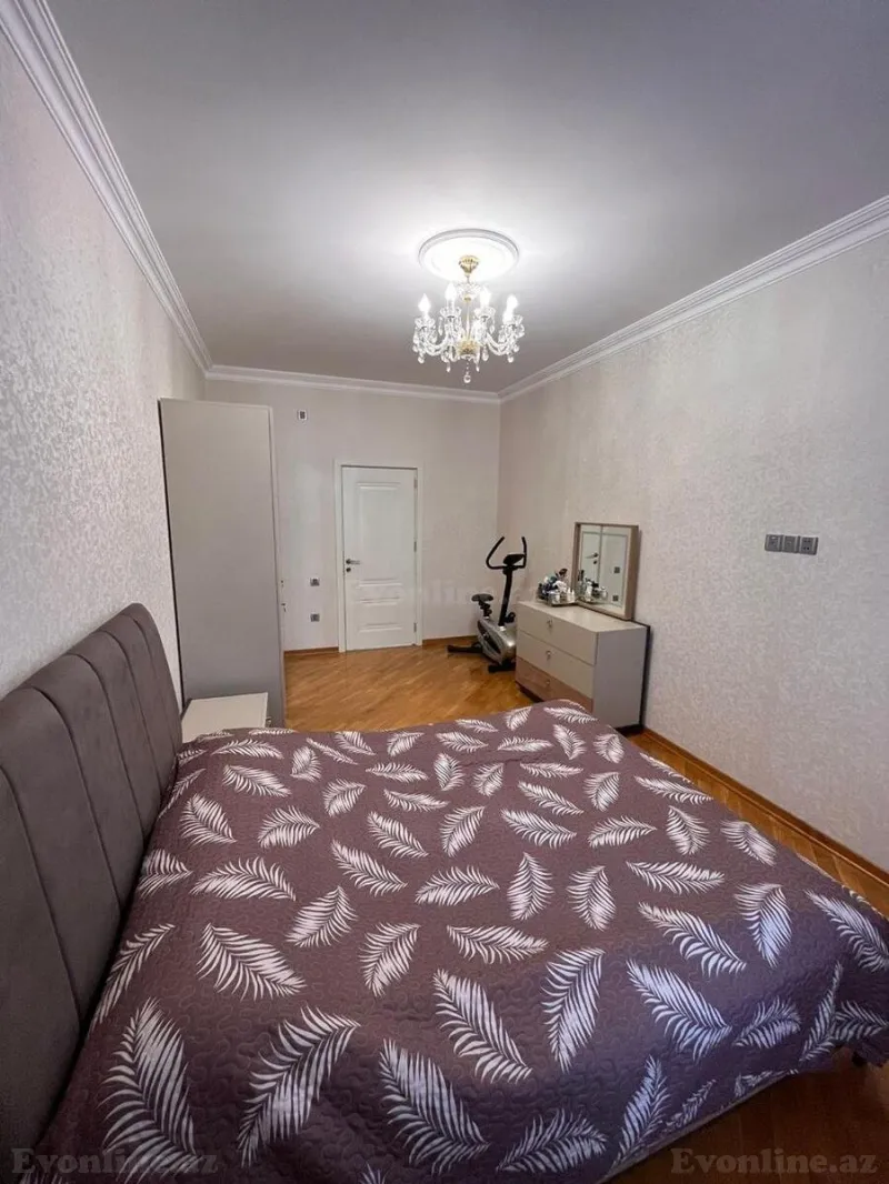 Satılır 3 otaqlı Mənzil Yeni tikili 120 m² Qara Qarayev m. - şəkil 4