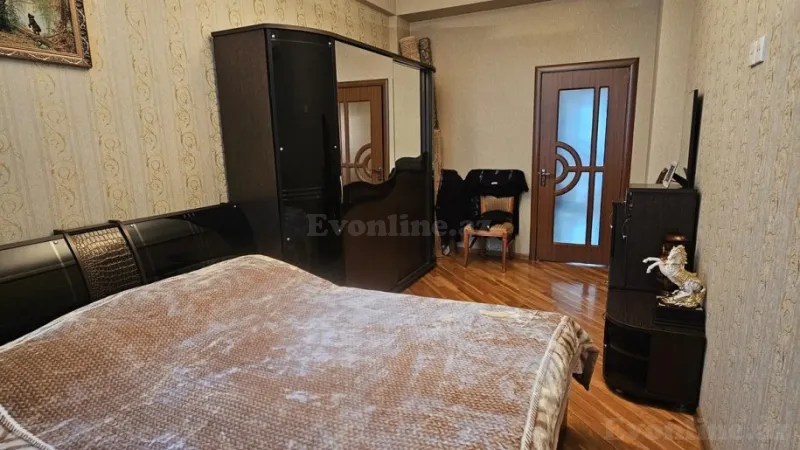Satılır 2 otaqlı Mənzil Yeni tikili 76 m² 8-ci mikrorayon - şəkil 2