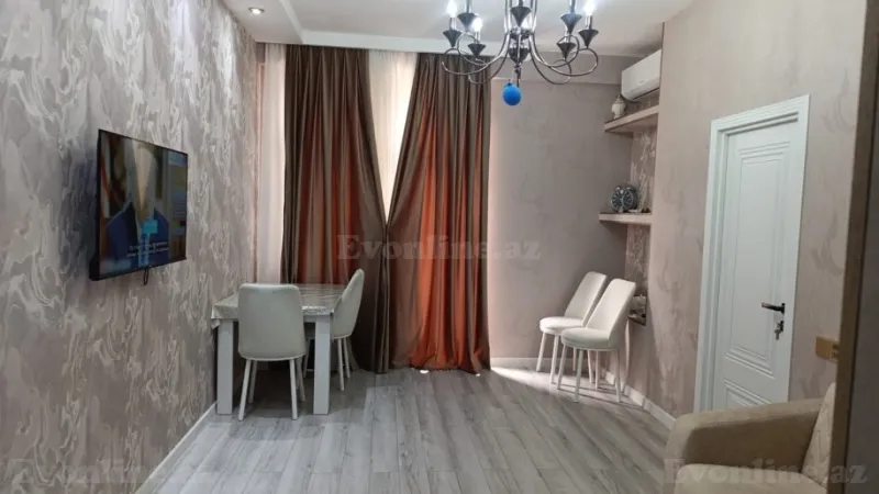 2 otaqlı Mənzil 58 m² 8 Noyabr m. Satılır