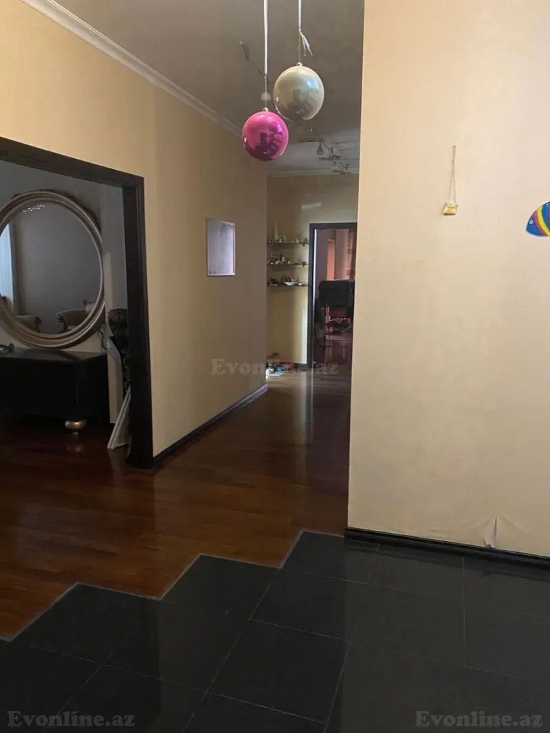 Satılır 4 otaqlı Mənzil Yeni tikili 171 m² Nəsimi r. - şəkil 4
