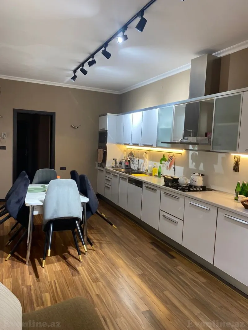 Satılır 4 otaqlı Mənzil Yeni tikili 171 m² Nəsimi r. - şəkil 12