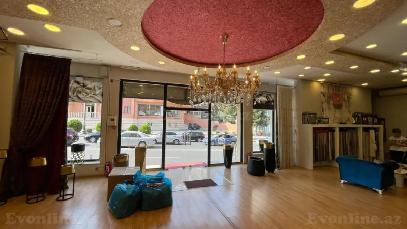 Obyekt 338 m² 8 Noyabr m. Kirayə verilir