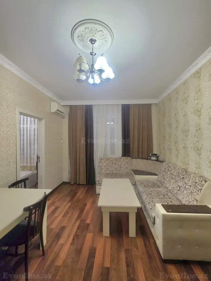 Satılır 2 otaqlı Mənzil Köhnə tikili 35 m² 3-cü mikrorayon - şəkil 2
