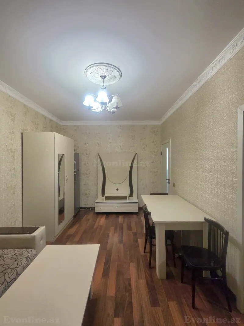 Satılır 2 otaqlı Mənzil Köhnə tikili 35 m² 3-cü mikrorayon - şəkil 4