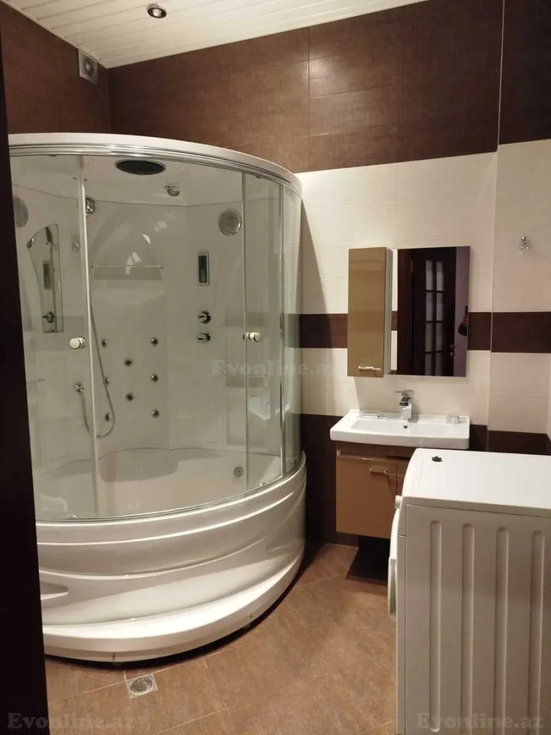 Kirayə verilir 3 otaqlı Mənzil Yeni tikili 140 m² Gənclik m. - şəkil 10