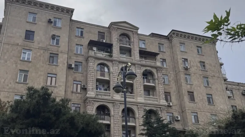Kirayə verilir 3 otaqlı Mənzil Köhnə tikili 80 m² Nəsimi r. - şəkil 2